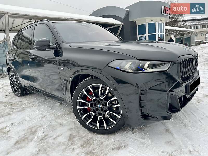 Внедорожник / Кроссовер BMW X5 2024 в Киеве