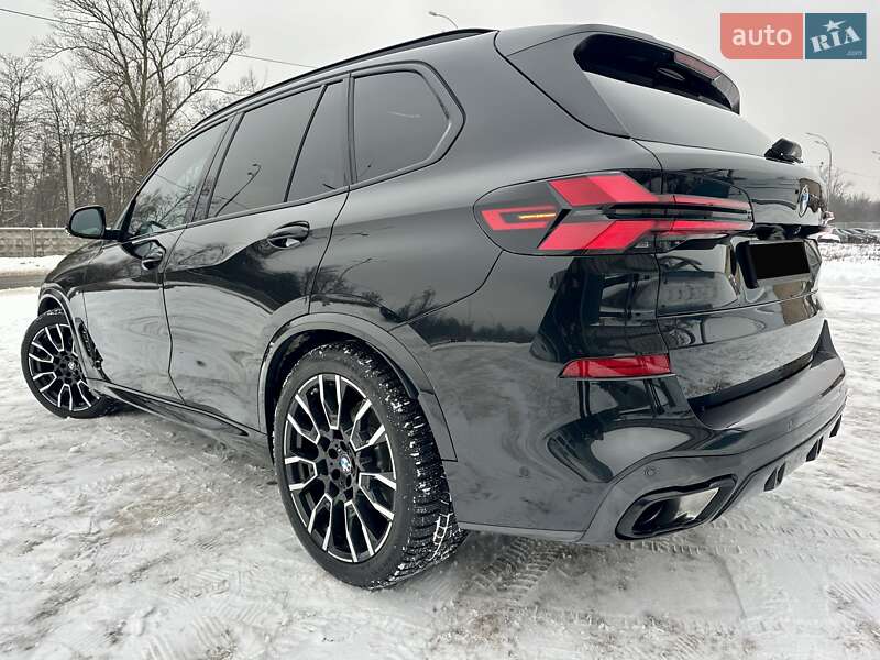 Внедорожник / Кроссовер BMW X5 2024 в Киеве