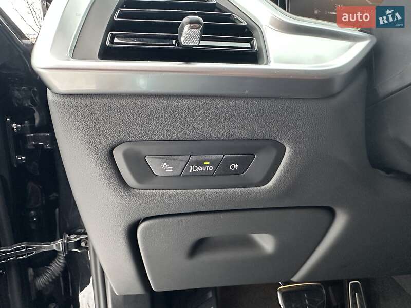 Внедорожник / Кроссовер BMW X5 2024 в Киеве