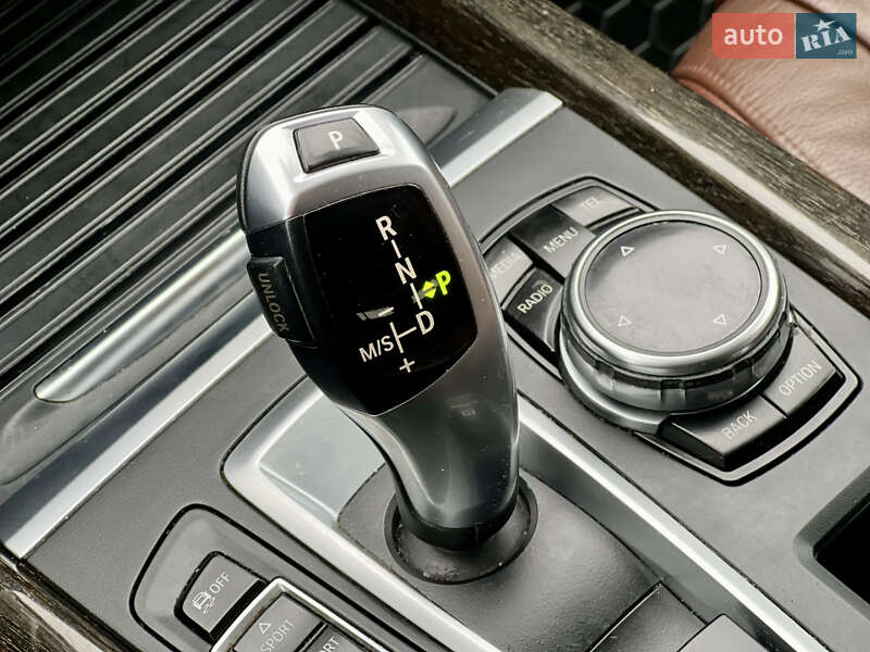 Внедорожник / Кроссовер BMW X5 2014 в Горишних Плавнях