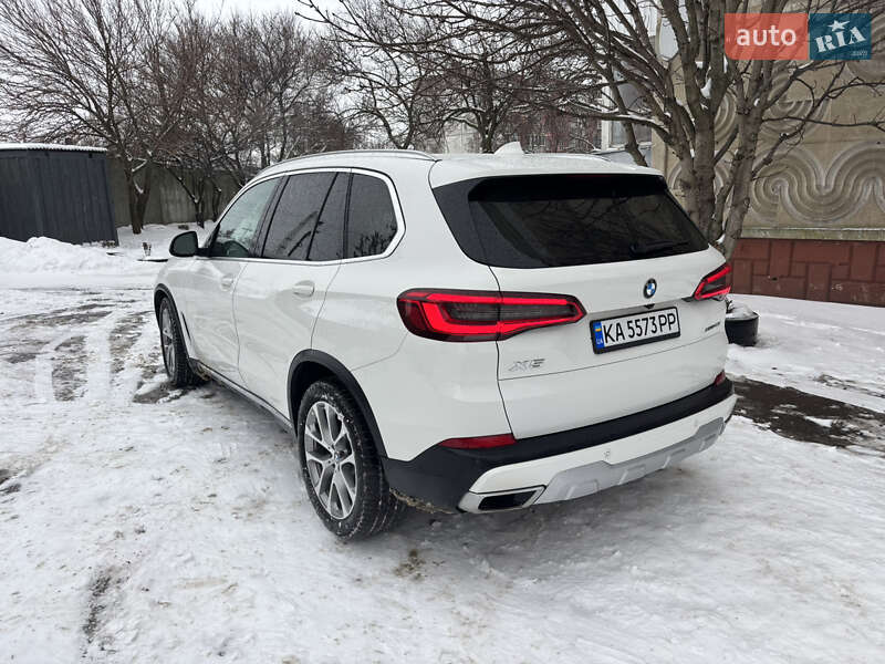 Внедорожник / Кроссовер BMW X5 2019 в Киеве