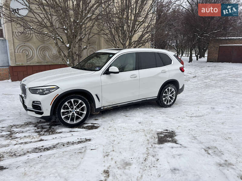Внедорожник / Кроссовер BMW X5 2019 в Киеве
