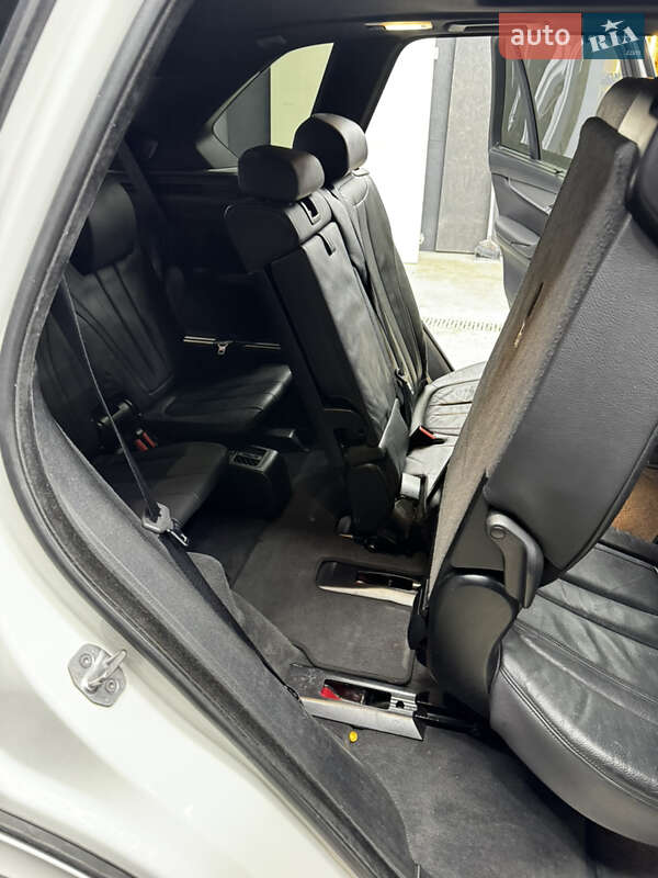 Внедорожник / Кроссовер BMW X5 2016 в Черновцах