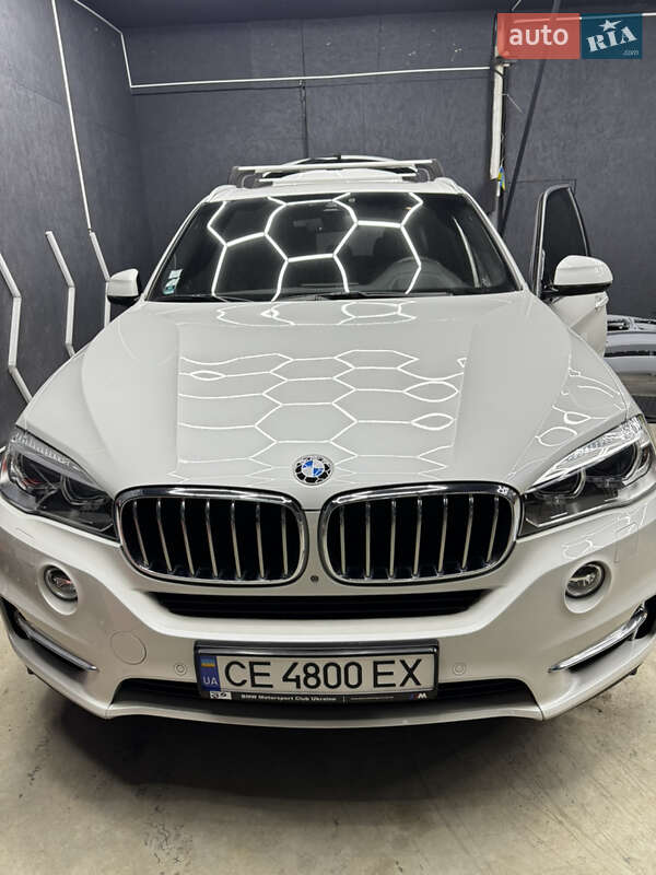 Внедорожник / Кроссовер BMW X5 2016 в Черновцах