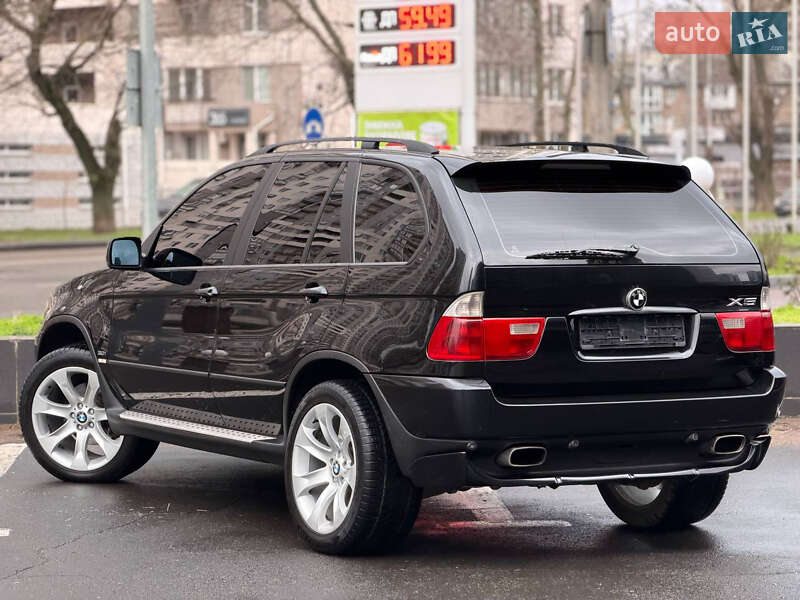 Внедорожник / Кроссовер BMW X5 2004 в Одессе