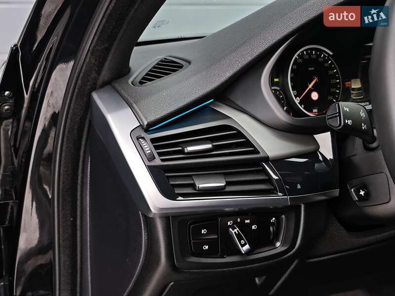 Внедорожник / Кроссовер BMW X5 2016 в Луцке