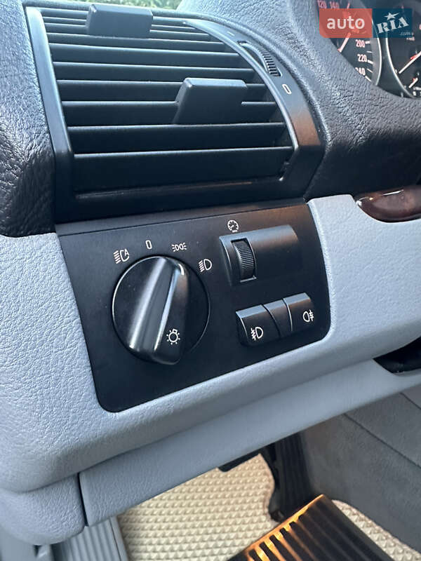 Внедорожник / Кроссовер BMW X5 2006 в Ровно