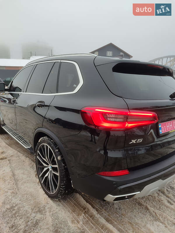 Позашляховик / Кросовер BMW X5 2019 в Києві