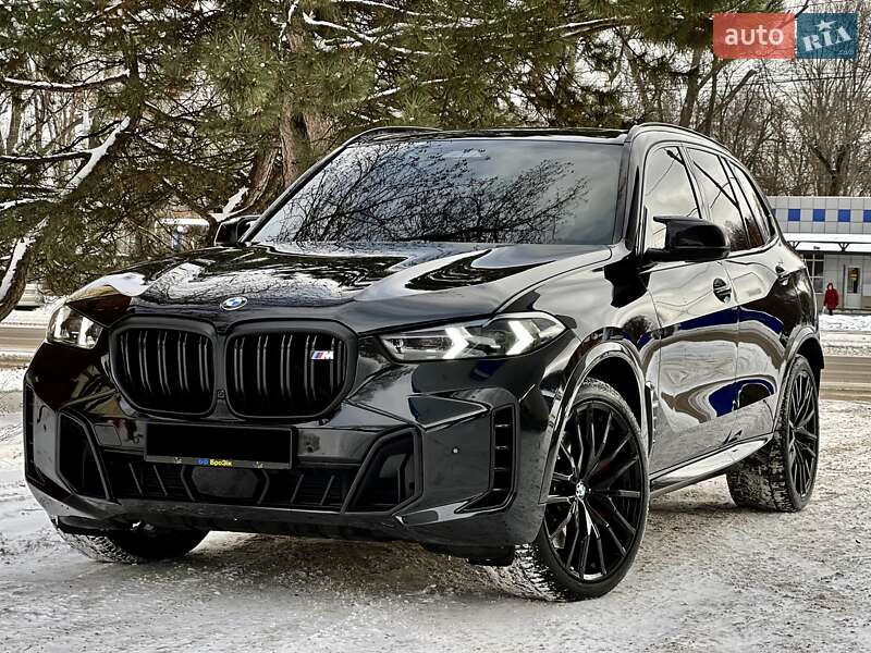 Позашляховик / Кросовер BMW X5 2023 в Дніпрі