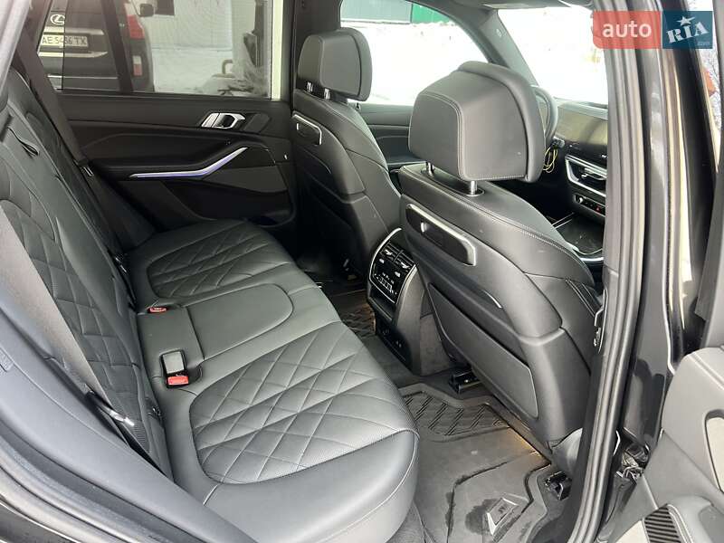 Позашляховик / Кросовер BMW X5 2023 в Дніпрі