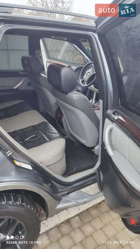 Внедорожник / Кроссовер BMW X5 2000 в Шполе