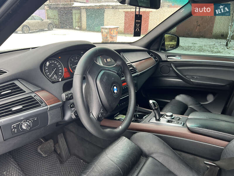 Внедорожник / Кроссовер BMW X5 2008 в Одессе