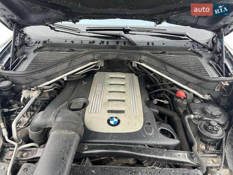 Внедорожник / Кроссовер BMW X5 2008 в Одессе