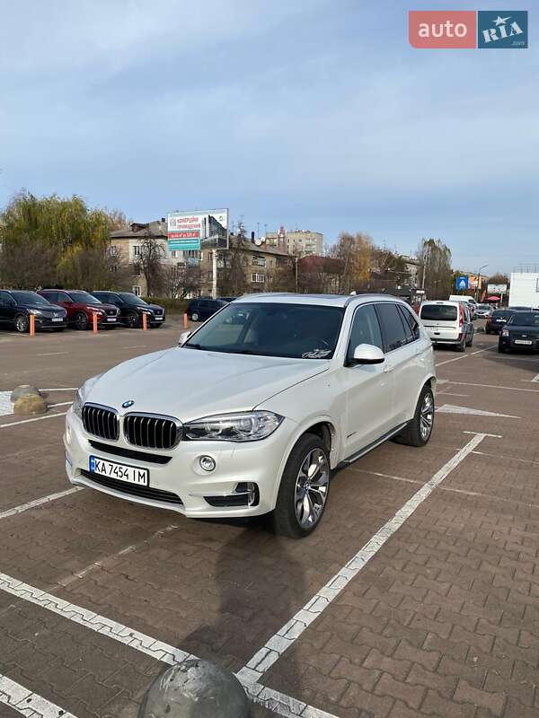 Внедорожник / Кроссовер BMW X5 2015 в Житомире
