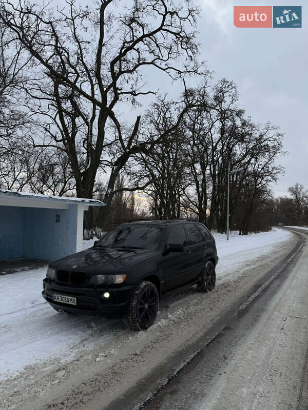 Внедорожник / Кроссовер BMW X5 2002 в Киеве