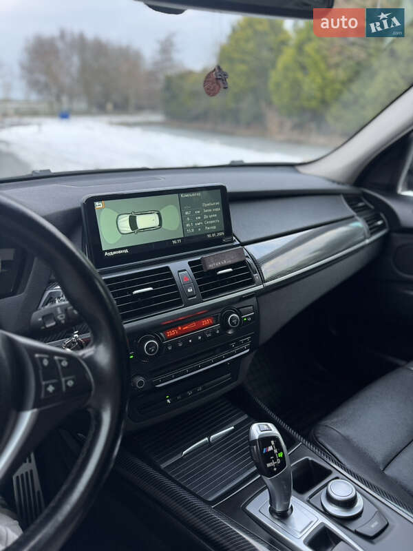 Внедорожник / Кроссовер BMW X5 2009 в Черновцах