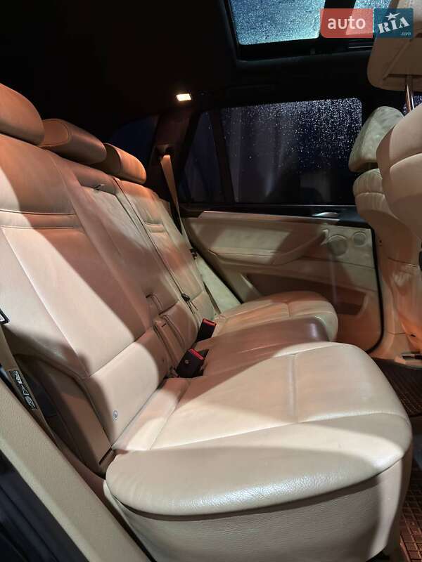 Внедорожник / Кроссовер BMW X5 2007 в Днепре