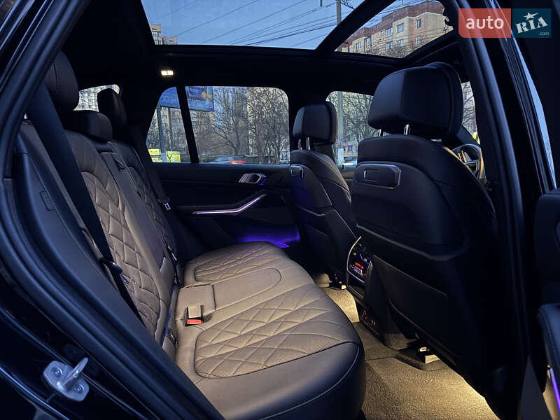 Внедорожник / Кроссовер BMW X5 2023 в Одессе
