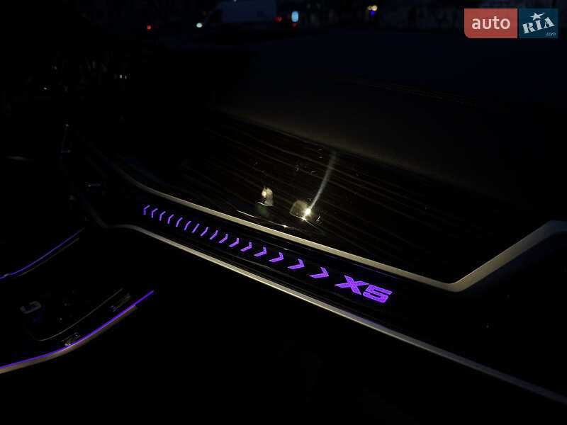 Внедорожник / Кроссовер BMW X5 2023 в Одессе