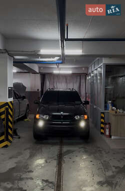Внедорожник / Кроссовер BMW X5 2002 в Киеве
