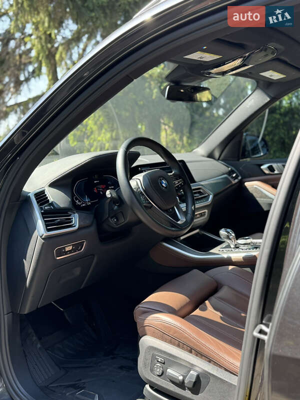 Внедорожник / Кроссовер BMW X5 2022 в Киеве