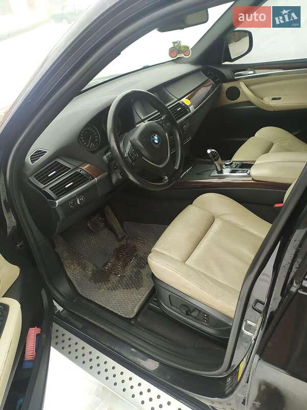 Внедорожник / Кроссовер BMW X5 2010 в Брацлаве