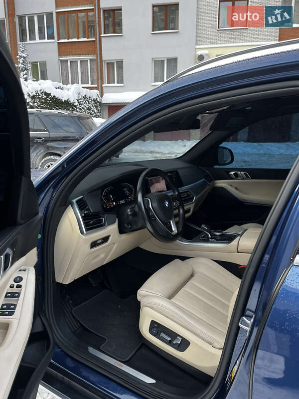Внедорожник / Кроссовер BMW X5 2019 в Львове