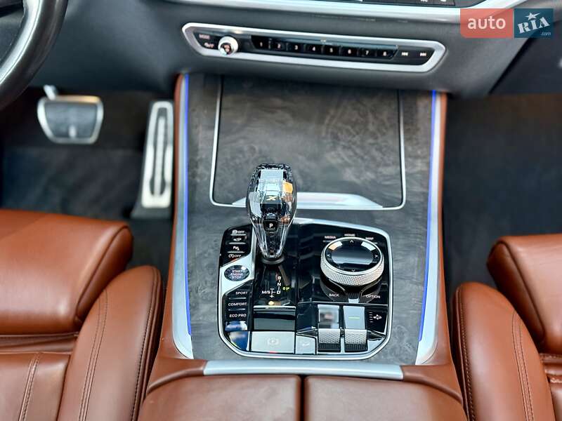 Внедорожник / Кроссовер BMW X5 2019 в Днепре