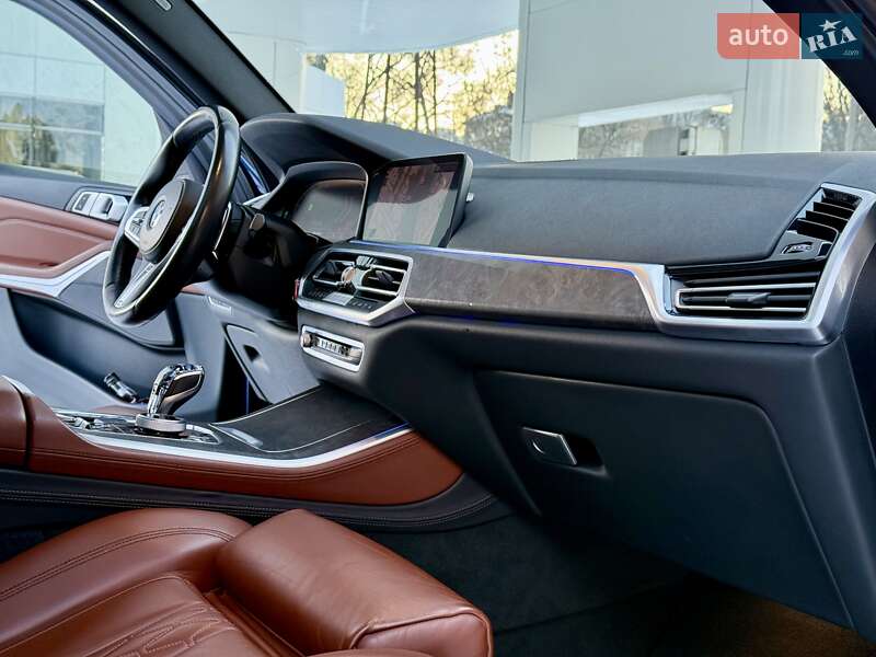 Внедорожник / Кроссовер BMW X5 2019 в Днепре