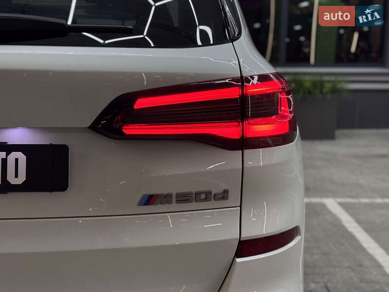 Внедорожник / Кроссовер BMW X5 2020 в Киеве