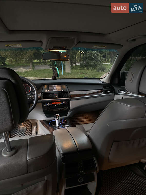 Внедорожник / Кроссовер BMW X5 2008 в Золочеве фото 16 Внедорожник / Кроссовер BMW X5 2008 в Золочеве