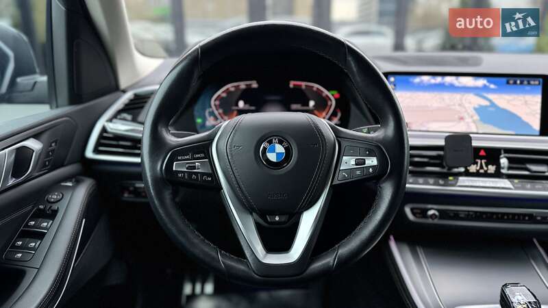 Внедорожник / Кроссовер BMW X5 2022 в Киеве