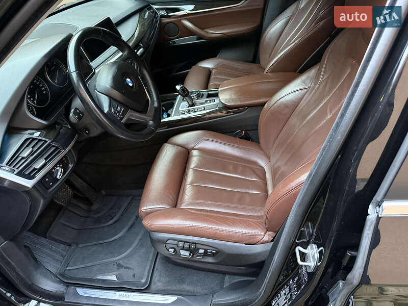 Внедорожник / Кроссовер BMW X5 2013 в Надворной