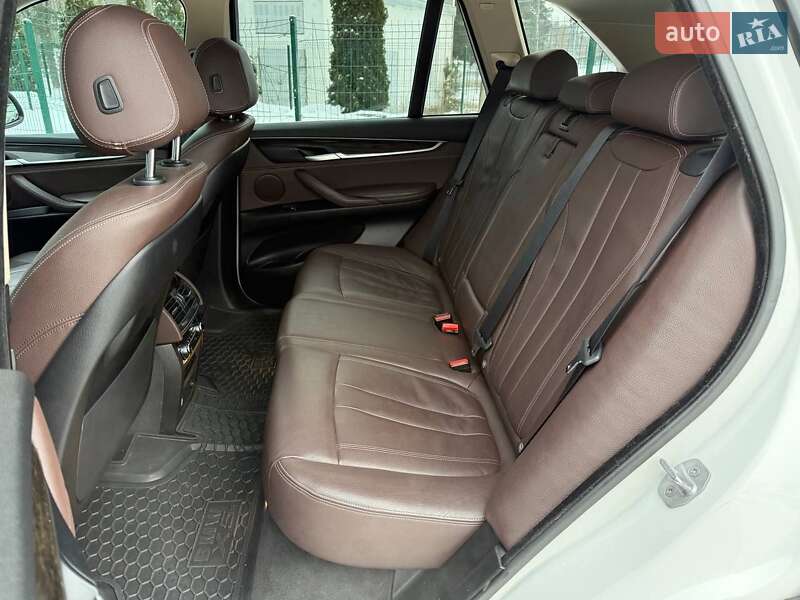 Внедорожник / Кроссовер BMW X5 2015 в Киеве фото 42 Внедорожник / Кроссовер BMW X5 2015 в Киеве