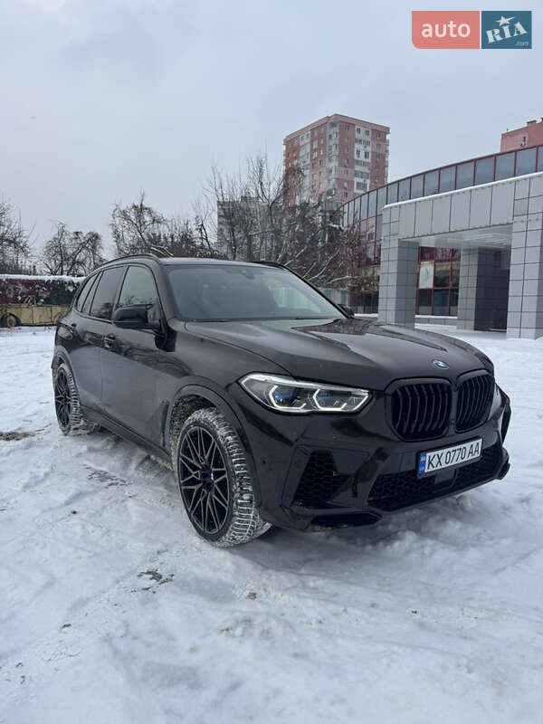 Внедорожник / Кроссовер BMW X5 2023 в Харькове