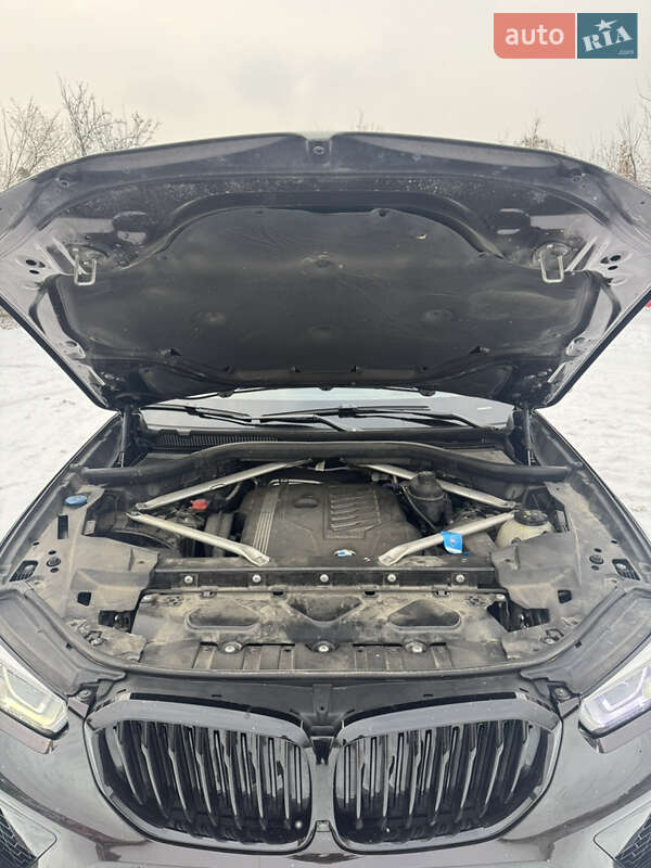 Внедорожник / Кроссовер BMW X5 2023 в Харькове