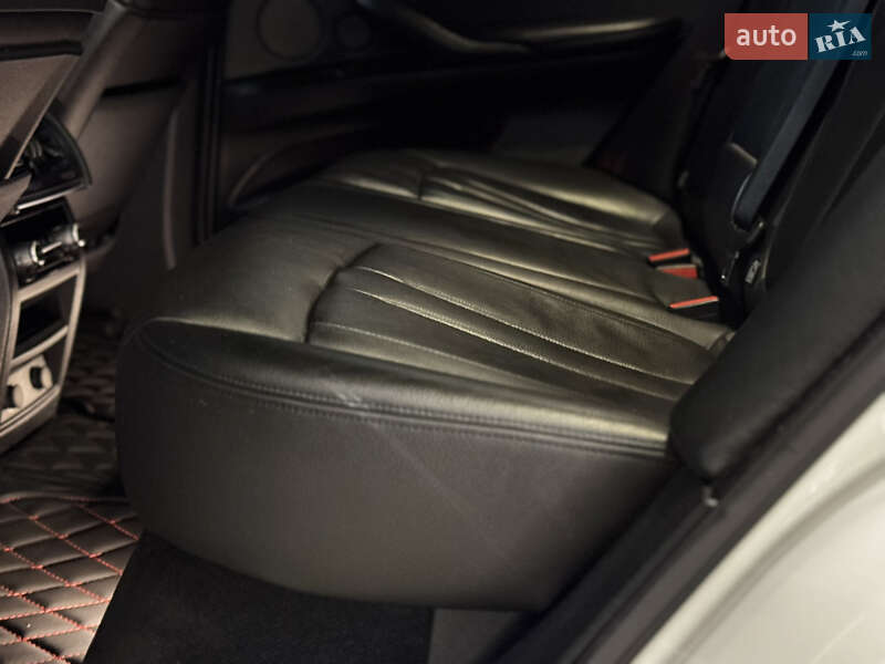 Позашляховик / Кросовер BMW X5 2014 в Миколаєві