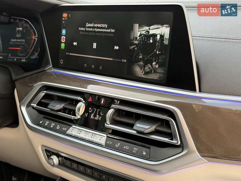 Внедорожник / Кроссовер BMW X5 2022 в Харькове