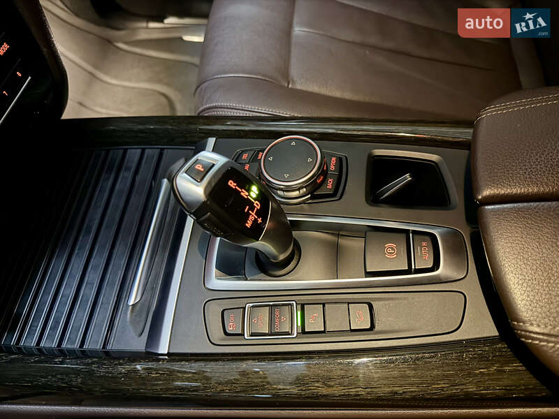 Внедорожник / Кроссовер BMW X5 2015 в Днепре