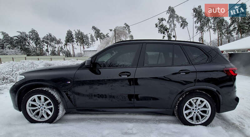 Внедорожник / Кроссовер BMW X5 2020 в Киеве