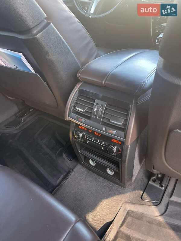 Внедорожник / Кроссовер BMW X5 2015 в Вознесенске