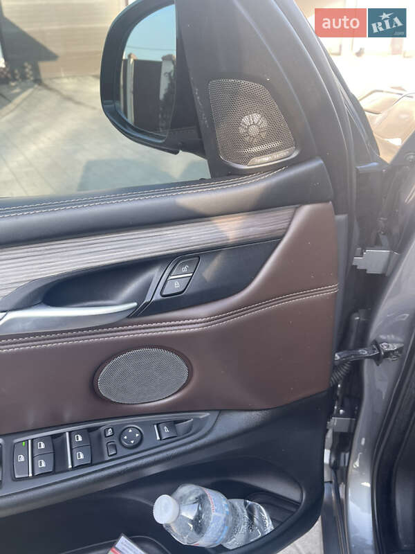 Внедорожник / Кроссовер BMW X5 2015 в Вознесенске