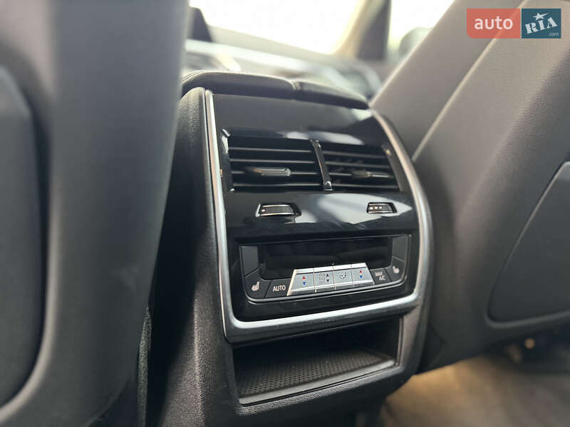 Внедорожник / Кроссовер BMW X5 2019 в Харькове