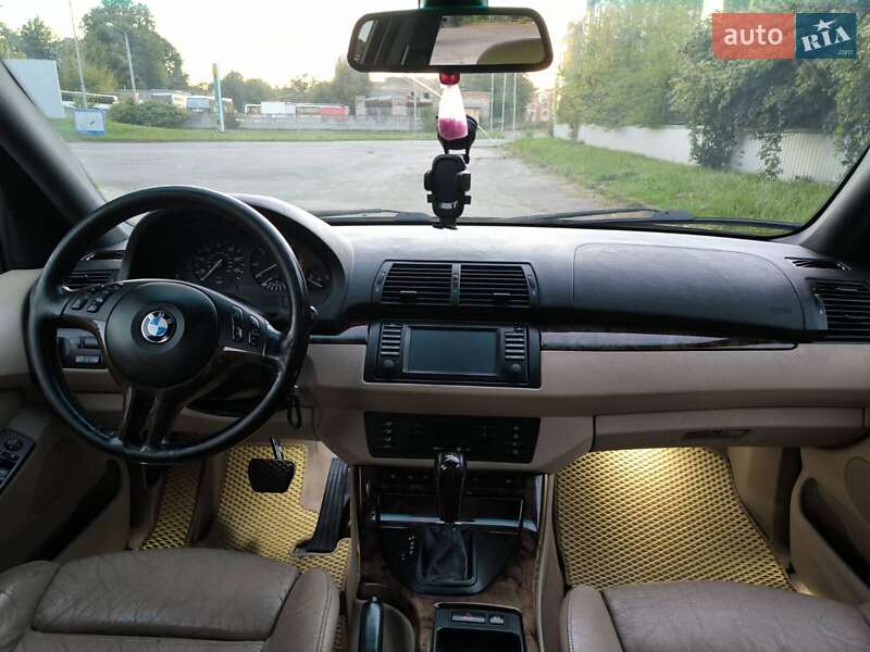 Внедорожник / Кроссовер BMW X5 2002 в Борщеве