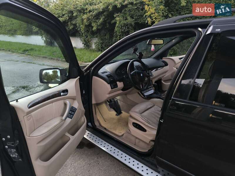 Внедорожник / Кроссовер BMW X5 2002 в Борщеве