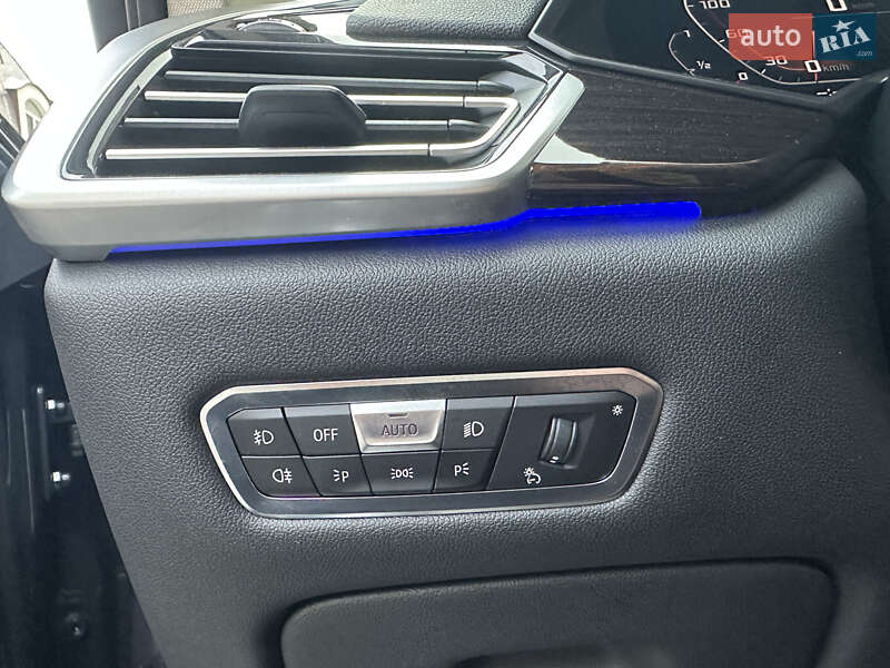 Внедорожник / Кроссовер BMW X5 2018 в Киеве