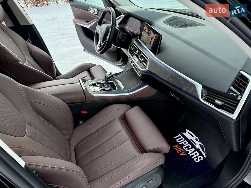 Внедорожник / Кроссовер BMW X5 2022 в Киеве