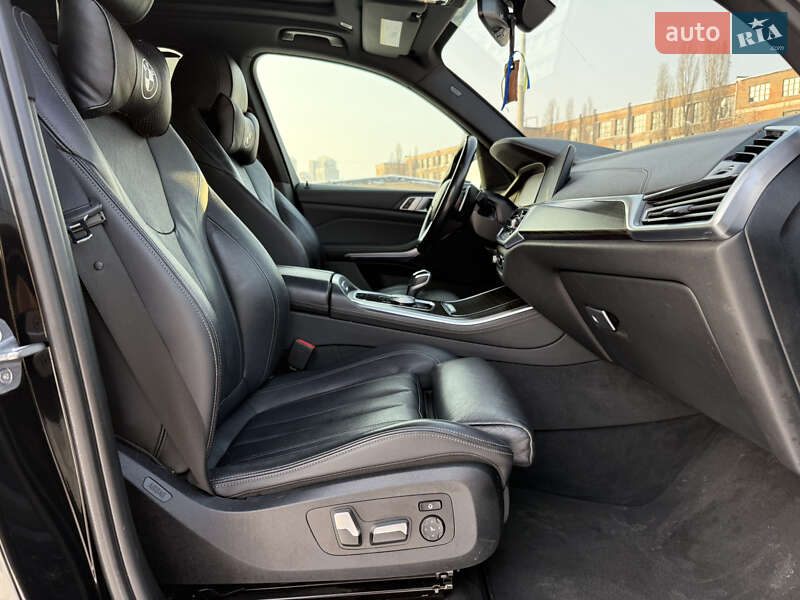 Внедорожник / Кроссовер BMW X5 2019 в Киеве