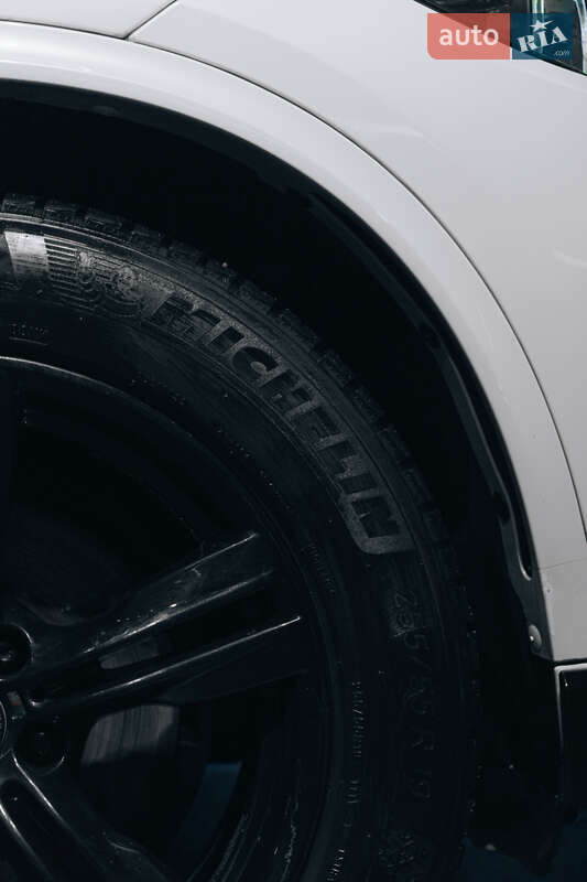 Позашляховик / Кросовер BMW X5 2017 в Києві фото 18 Позашляховик / Кросовер BMW X5 2017 в Києві