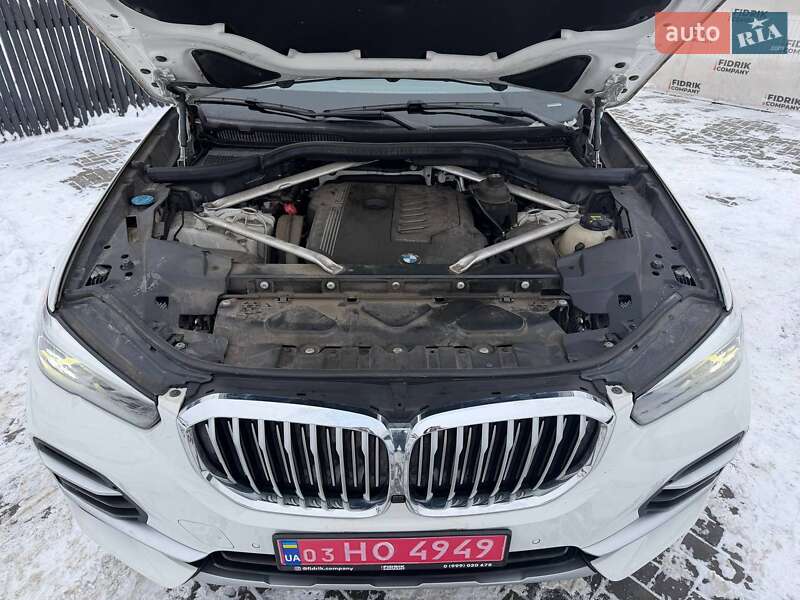 Внедорожник / Кроссовер BMW X5 2018 в Луцке